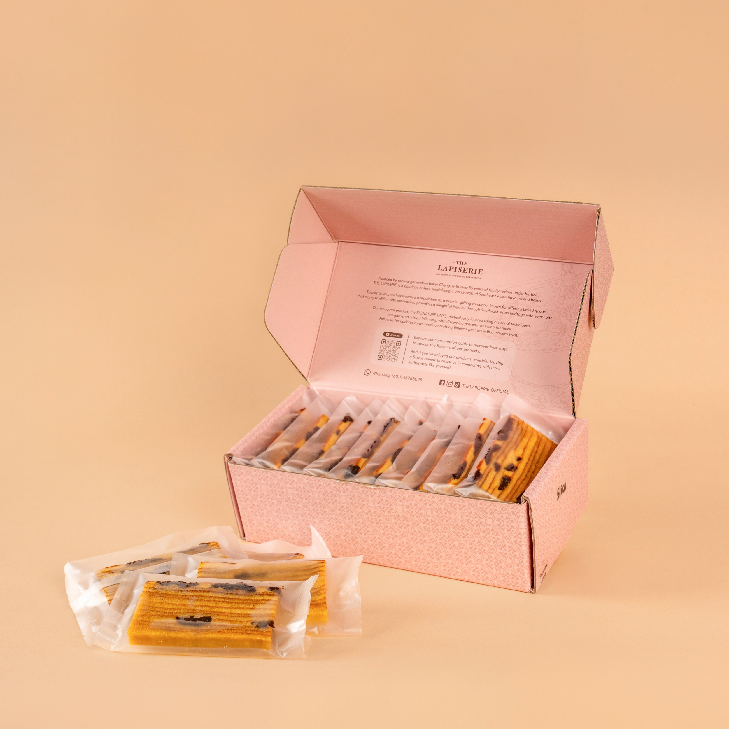 Prune Lapis Petite Slices · Box of 10 pcs